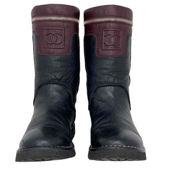 CHANEL BOOTS Black Leather Moto Engineer Italy Interlocking C Burgundy Zip 39.5 - Picture 9 of 16